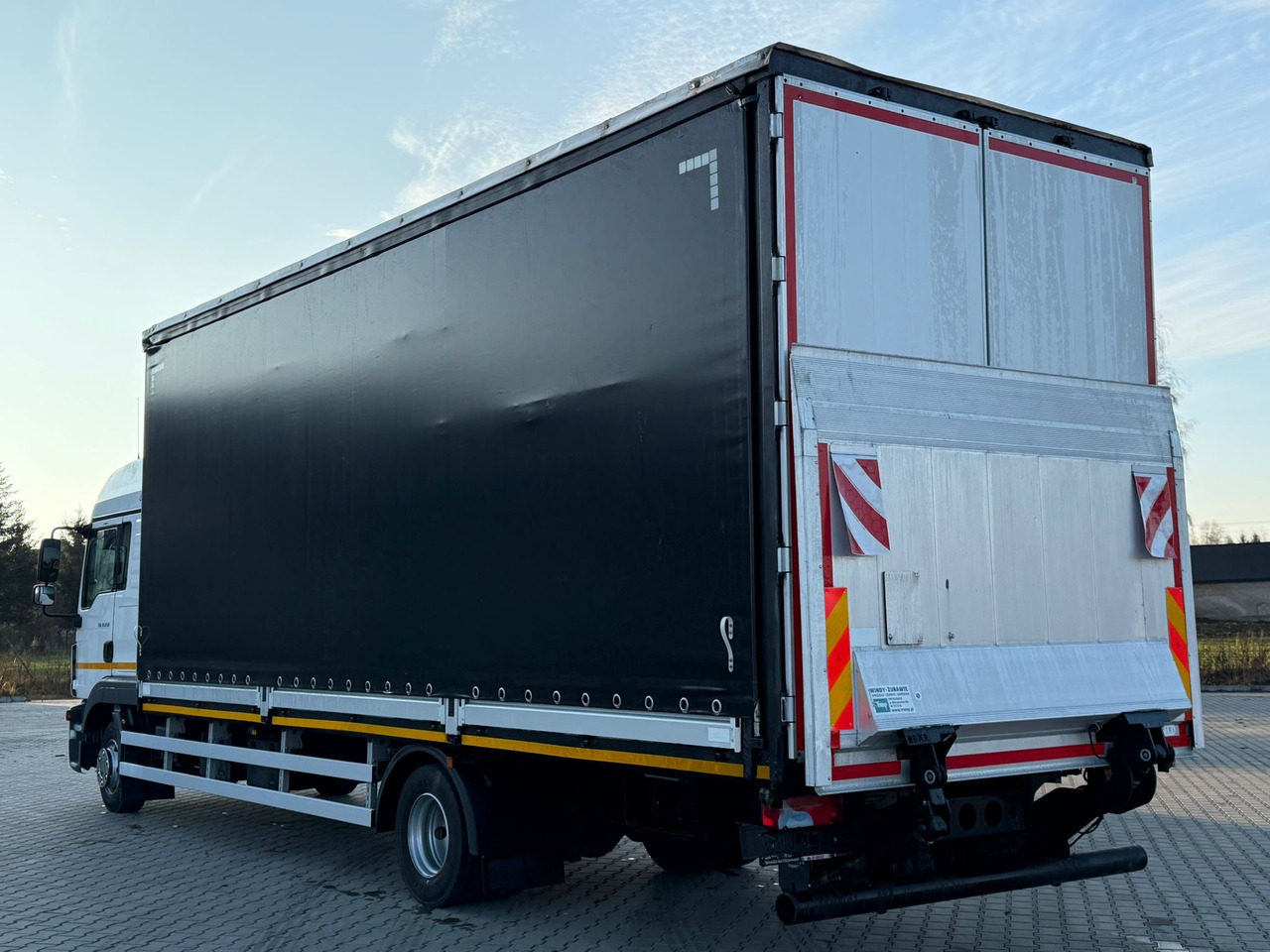 MAN TGL 12.250 / BURTO - FIRANKA / WINDA / 18 EUROPALET / SYPIALKA / 2018 ROK - Xe tải thùng mui bạt: hình 4 MAN TGL 12.250 / BURTO - FIRANKA / WINDA / 18 EUROPALET / SYPIALKA / 2018 ROK - Xe tải thùng mui bạt: hình 4