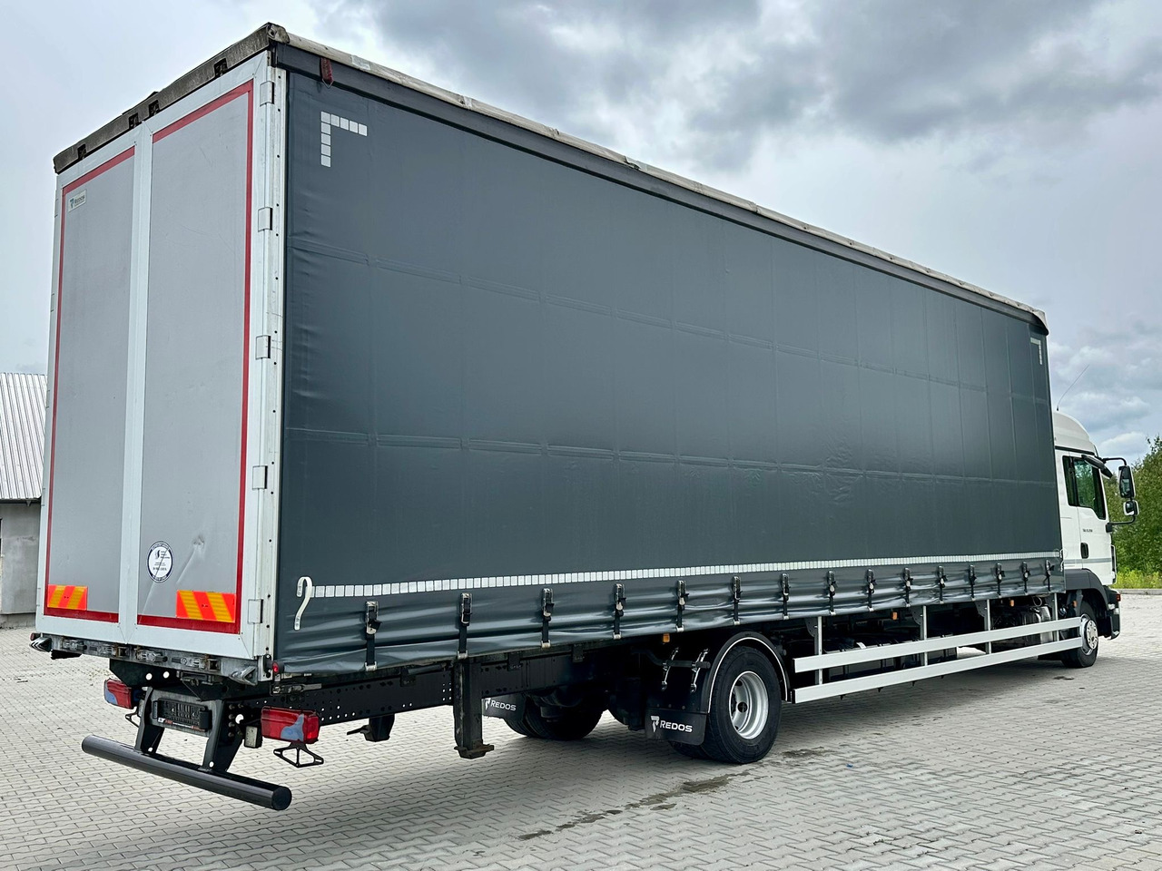 MAN TGL 12.250 / FIRANKA / 23 EUROPALETY / 9.5 M DŁUGOŚCI / NISKI PRZEBIEG / SYPIALKA / 2020 ROK - Xe tải thùng mui bạt: hình 3 MAN TGL 12.250 / FIRANKA / 23 EUROPALETY / 9.5 M DŁUGOŚCI / NISKI PRZEBIEG / SYPIALKA / 2020 ROK - Xe tải thùng mui bạt: hình 3