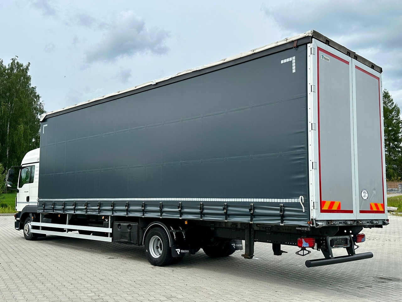 MAN TGL 12.250 / FIRANKA / 23 EUROPALETY / 9.5 M DŁUGOŚCI / NISKI PRZEBIEG / SYPIALKA / 2020 ROK - Xe tải thùng mui bạt: hình 4 MAN TGL 12.250 / FIRANKA / 23 EUROPALETY / 9.5 M DŁUGOŚCI / NISKI PRZEBIEG / SYPIALKA / 2020 ROK - Xe tải thùng mui bạt: hình 4