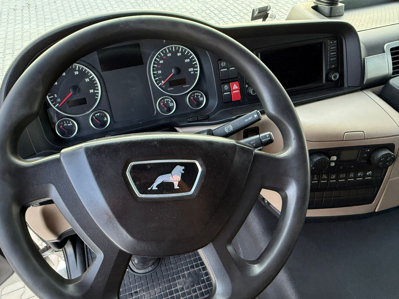 Xe tải thùng mui bạt MAN TGM 12.250 / TGL / BURTO - FIRANKA / WINDA / 18 PALET / AUTOMAT: hình 24