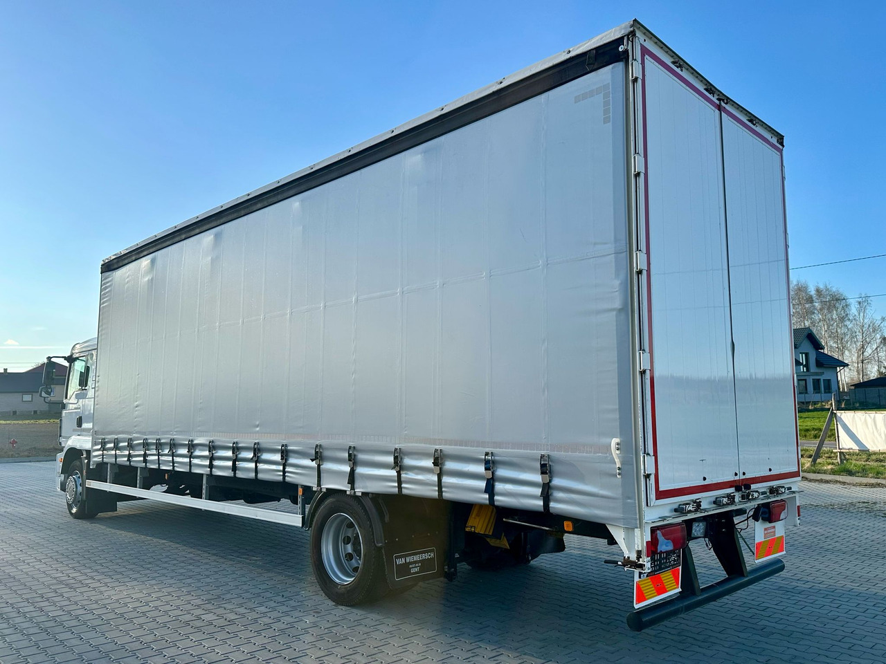 MAN TGM 18.290 / FIRANKA / WINDA / 22 EUROPALETY / AUTOMAT / SYPIALKA / 9 059 KG ŁADOWNOŚCI / NISKI PRZEBIEG / ZSUWANY DACH / EURO 6 - Xe tải thùng mui bạt: hình 3 MAN TGM 18.290 / FIRANKA / WINDA / 22 EUROPALETY / AUTOMAT / SYPIALKA / 9 059 KG ŁADOWNOŚCI / NISKI PRZEBIEG / ZSUWANY DACH / EURO 6 - Xe tải thùng mui bạt: hình 3