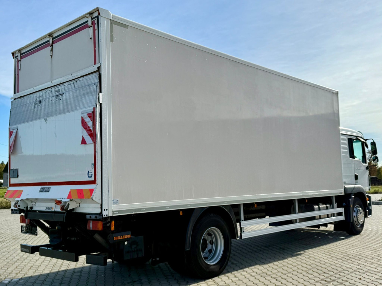 MAN TGM 18.290 / KONTENER / WINDA / 18 PALET / SYPIALKA / AUTOMAT / EURO 6 / 9 260 KG ŁADOWNOŚCI - Xe tải hộp: hình 5 MAN TGM 18.290 / KONTENER / WINDA / 18 PALET / SYPIALKA / AUTOMAT / EURO 6 / 9 260 KG ŁADOWNOŚCI - Xe tải hộp: hình 5