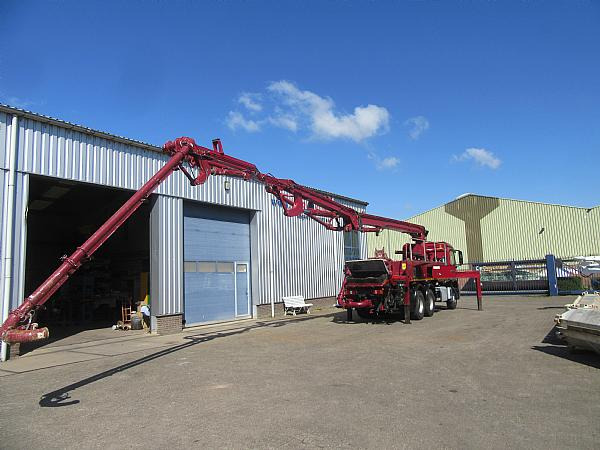 2017 SCHWING S24 X / MB AROCS - Xe bơm bê tông: hình 5 2017 SCHWING S24 X / MB AROCS - Xe bơm bê tông: hình 5