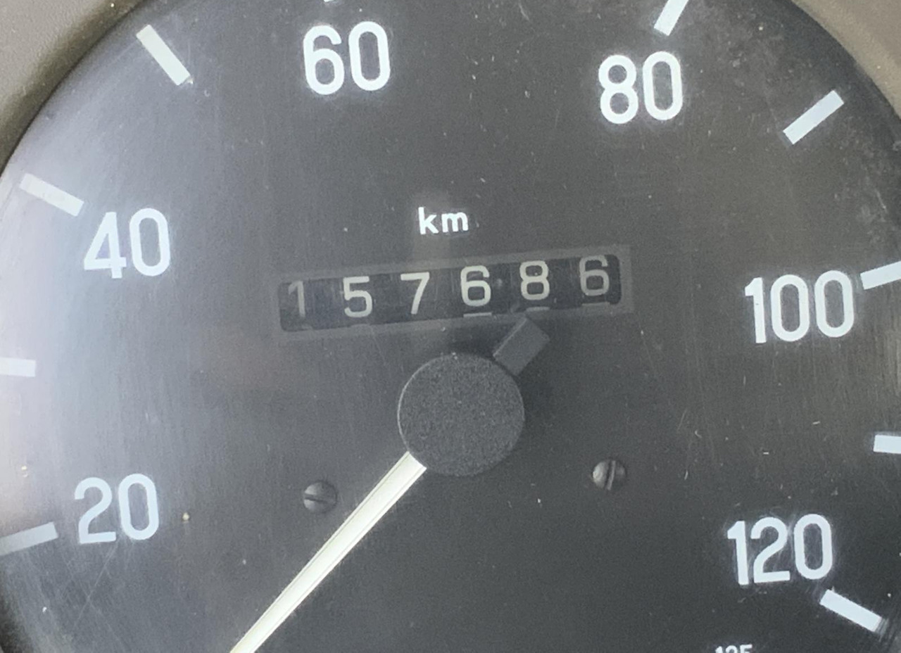 Nền bục trên không gắn trên xe tải Mercedes-Benz 1117: hình 13