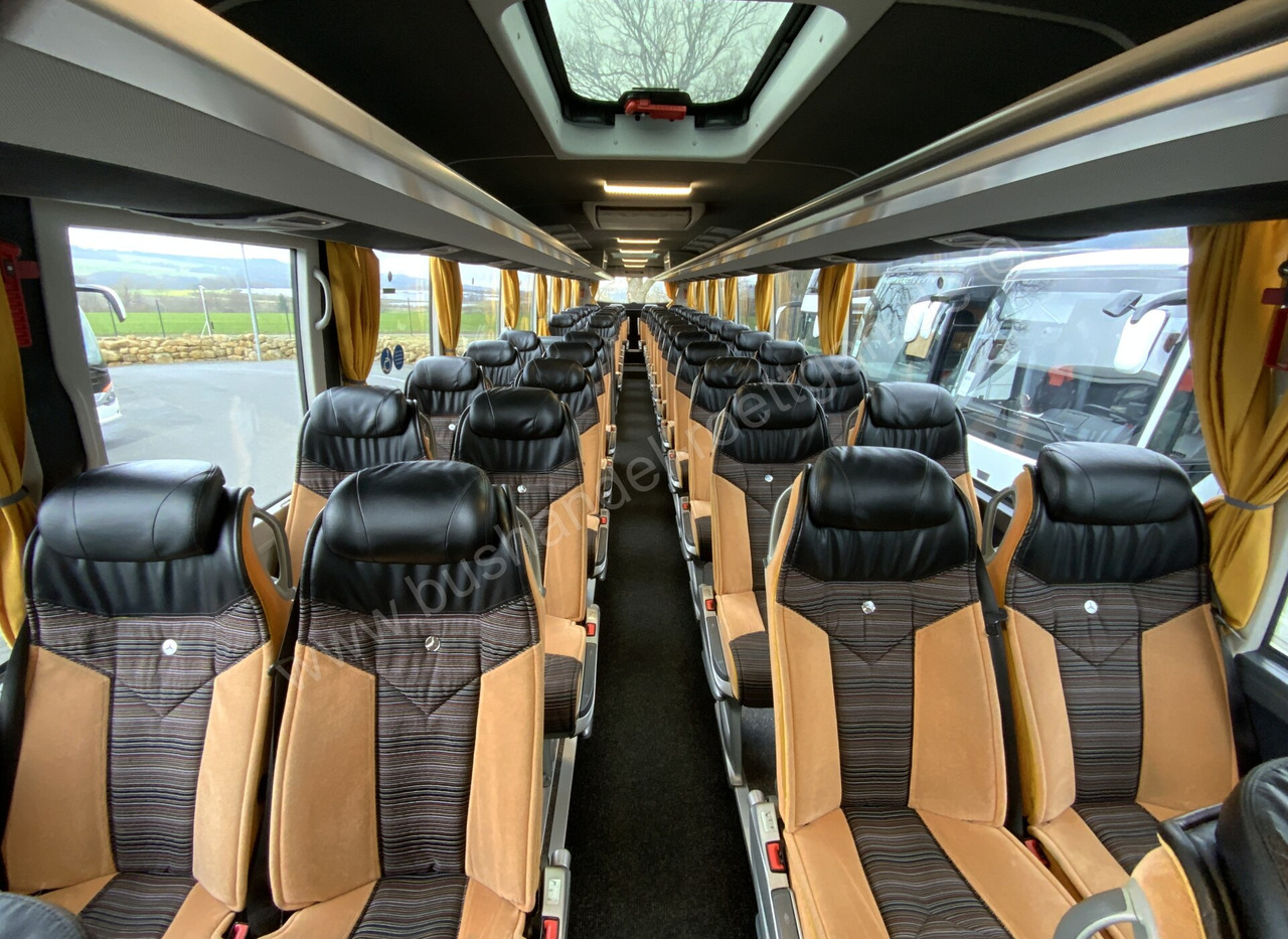 Xe đò Mercedes-Benz Tourismo 17 RHD: hình 15