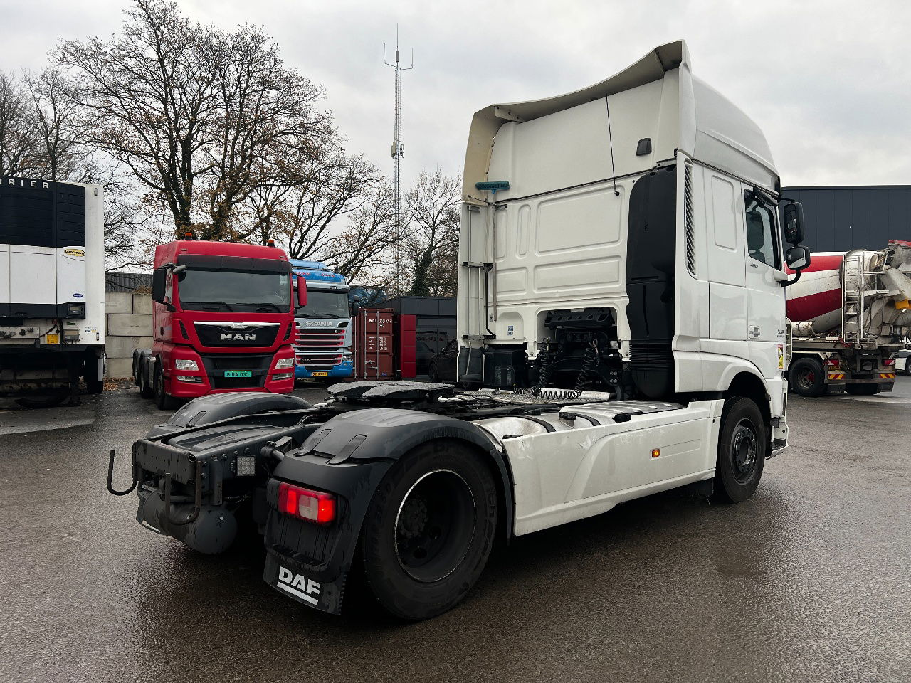 DAF XF 460 SSC, Retarder, Full spoiler - Xe đầu kéo: hình 3 DAF XF 460 SSC, Retarder, Full spoiler - Xe đầu kéo: hình 3