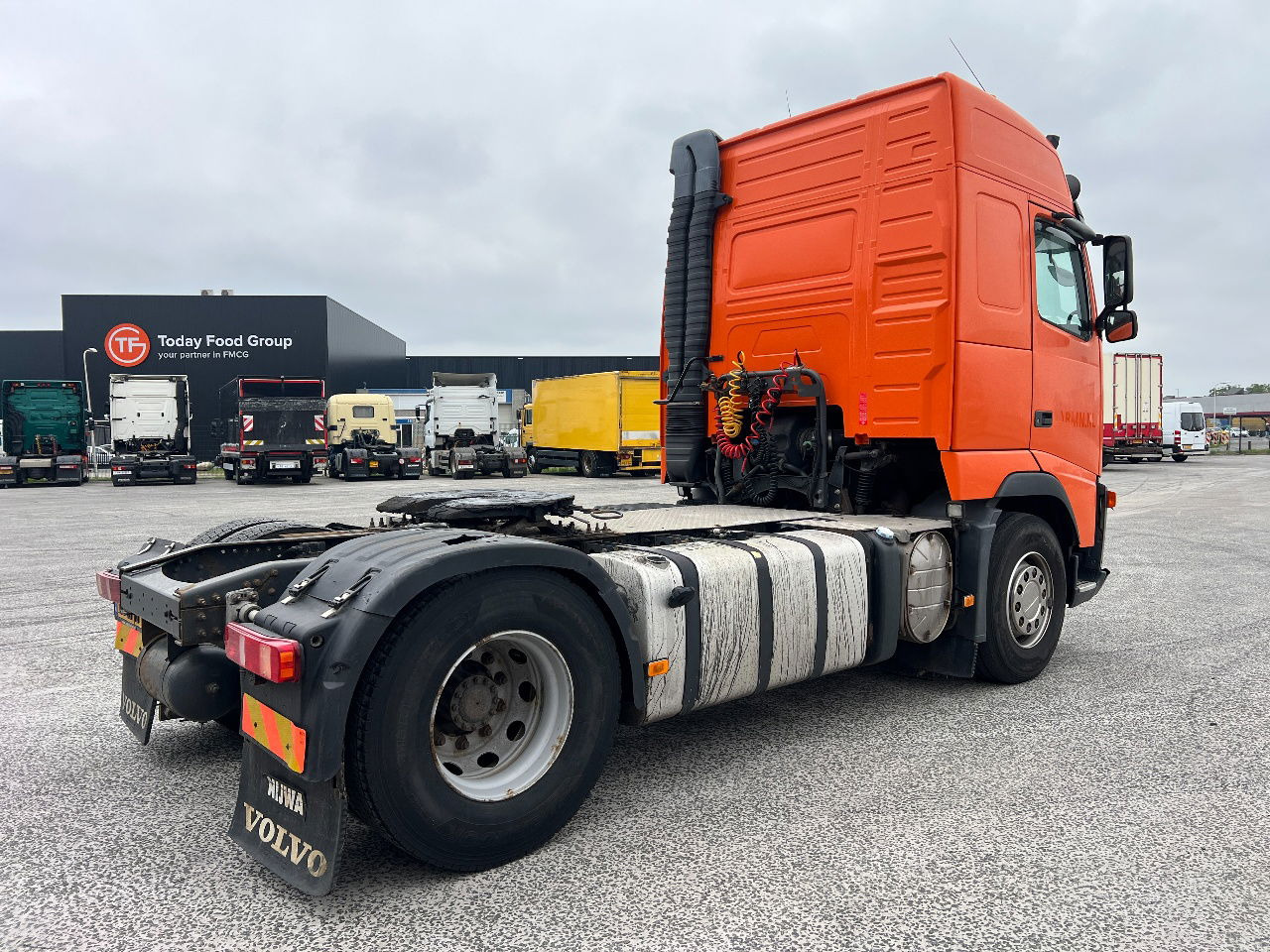 Volvo FH 13.400 Globetrotter, Euro 5 - Xe đầu kéo: hình 3 Volvo FH 13.400 Globetrotter, Euro 5 - Xe đầu kéo: hình 3