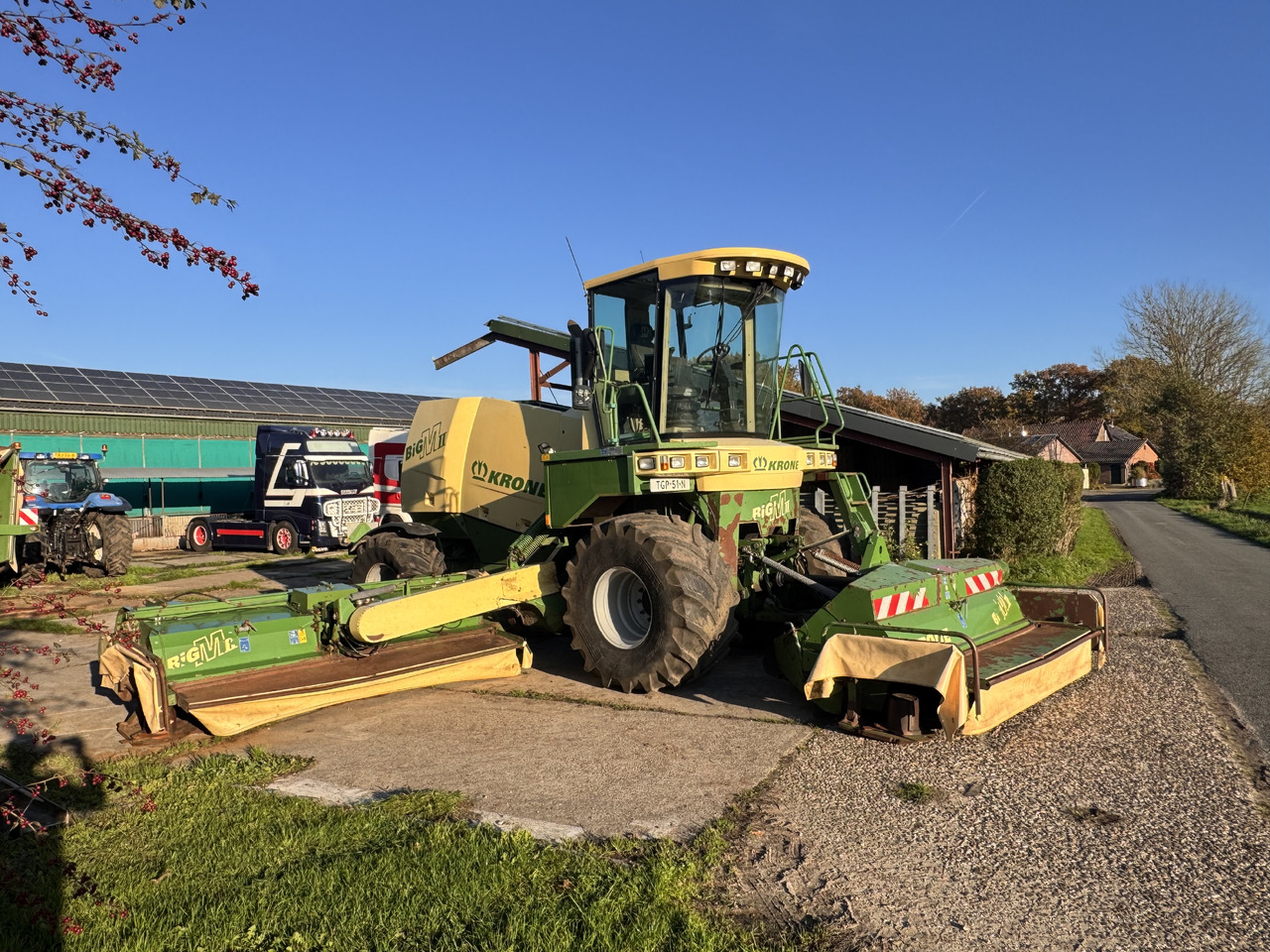 KRONE Big M II CV - Máy cắt cỏ: hình 1 KRONE Big M II CV - Máy cắt cỏ: hình 1