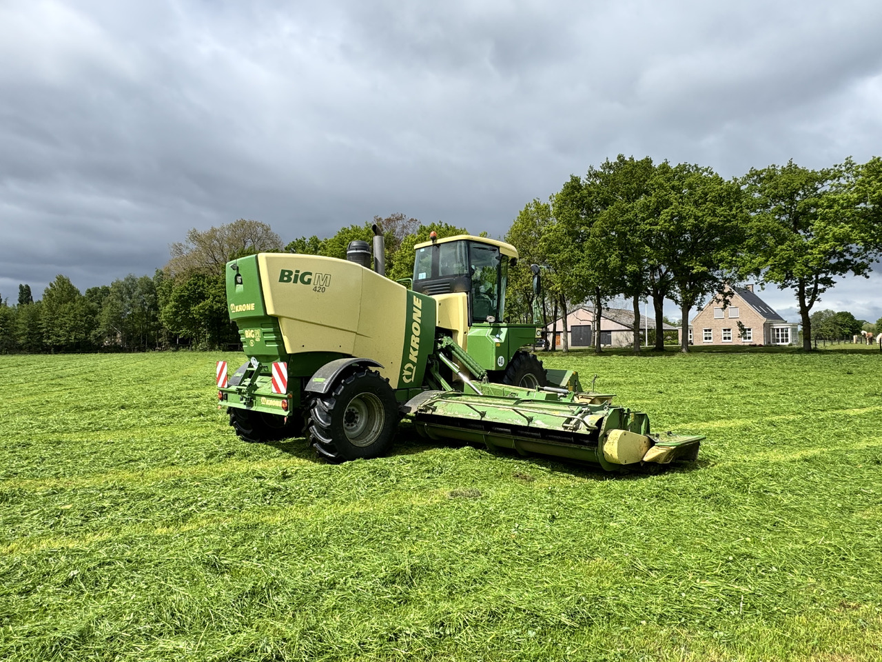 Krone Big M 420 CV - Máy cắt cỏ: hình 3 Krone Big M 420 CV - Máy cắt cỏ: hình 3