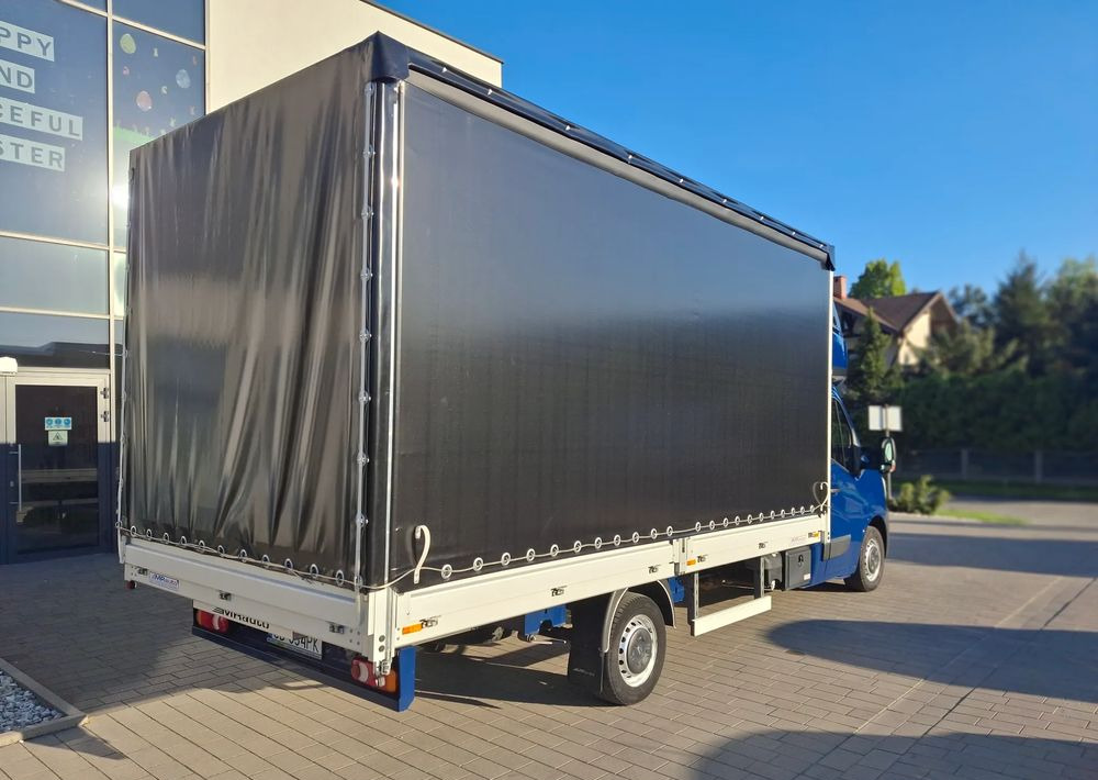 Renault Master - Xe van thùng mui bạt: hình 5 Renault Master - Xe van thùng mui bạt: hình 5