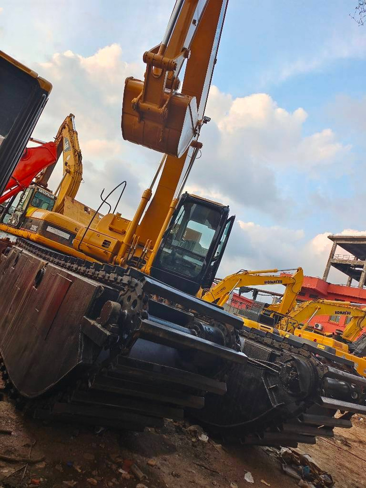CAT 320 C - Máy cạp lưỡng cư: hình 4 CAT 320 C - Máy cạp lưỡng cư: hình 4