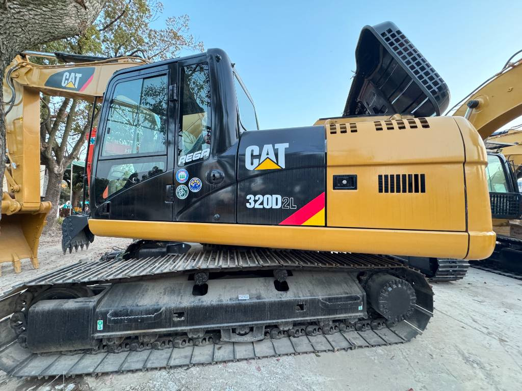 CAT 320 D-C7.1 enging - Máy xúc bánh xích: hình 1 CAT 320 D-C7.1 enging - Máy xúc bánh xích: hình 1