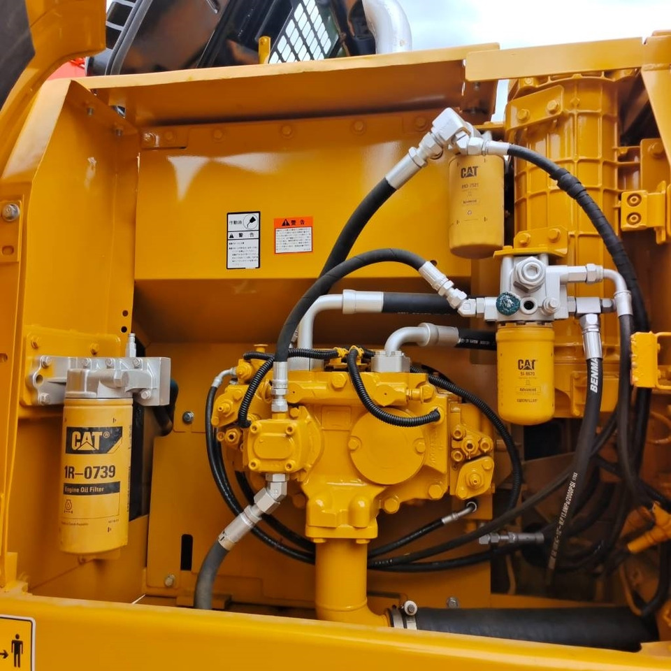 CAT 320 - Máy xúc bánh xích: hình 3 CAT 320 - Máy xúc bánh xích: hình 3