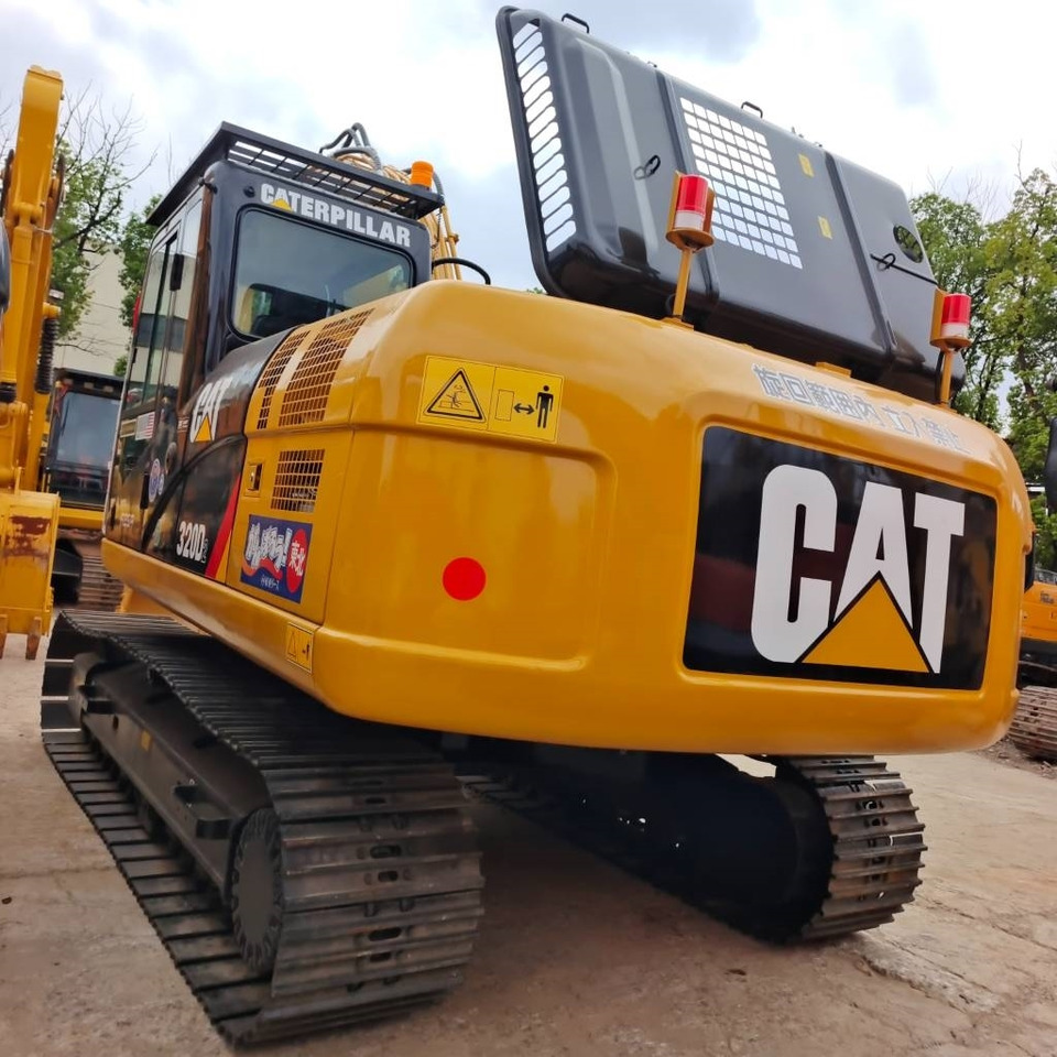 CAT 320 - Máy xúc bánh xích: hình 4 CAT 320 - Máy xúc bánh xích: hình 4