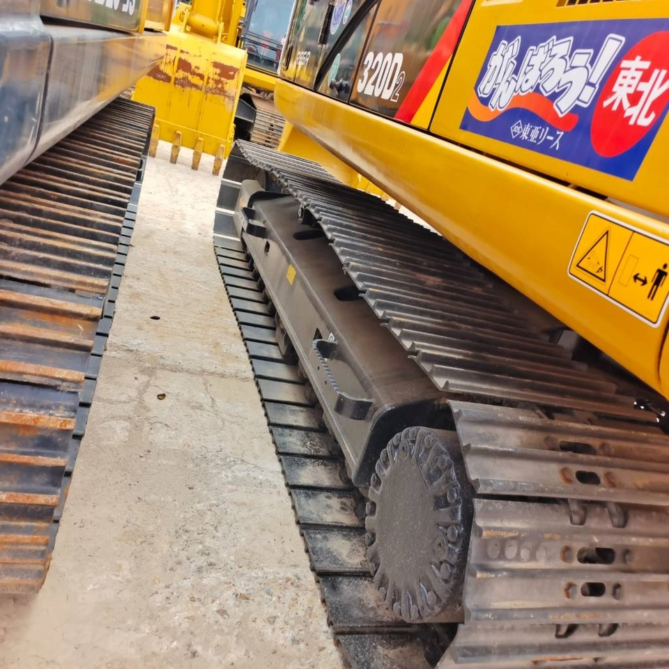 CAT 320 - Máy xúc bánh xích: hình 5 CAT 320 - Máy xúc bánh xích: hình 5