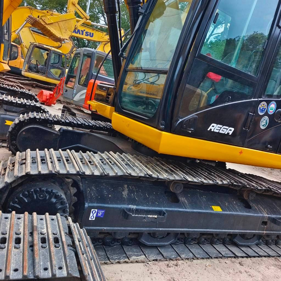 CAT 323 D - Máy xúc bánh xích: hình 2 CAT 323 D - Máy xúc bánh xích: hình 2