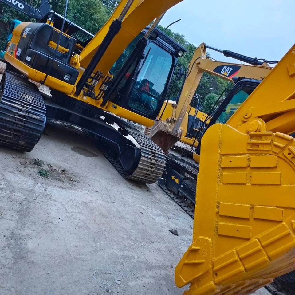 Máy xúc bánh xích CAT 323 D: hình 10