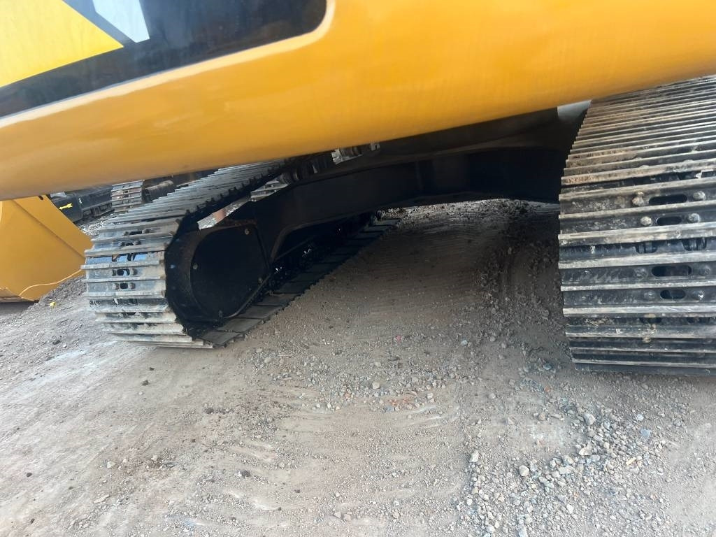 Máy xúc bánh xích CAT 324 D: hình 6 Máy xúc bánh xích CAT 324 D: hình 6