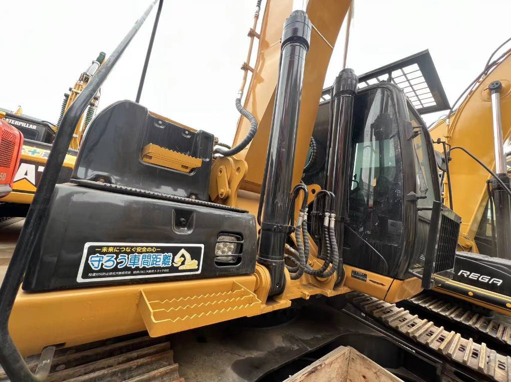 CAT 325 C - Máy xúc bánh xích: hình 3 CAT 325 C - Máy xúc bánh xích: hình 3