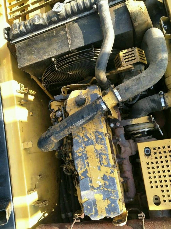 CAT 330 CL - Máy xúc bánh xích: hình 4 CAT 330 CL - Máy xúc bánh xích: hình 4