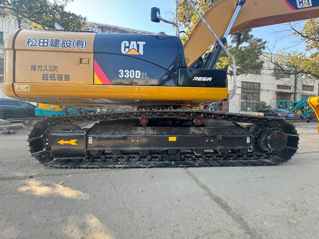CAT 330 D L - Máy xúc bánh xích: hình 1 CAT 330 D L - Máy xúc bánh xích: hình 1
