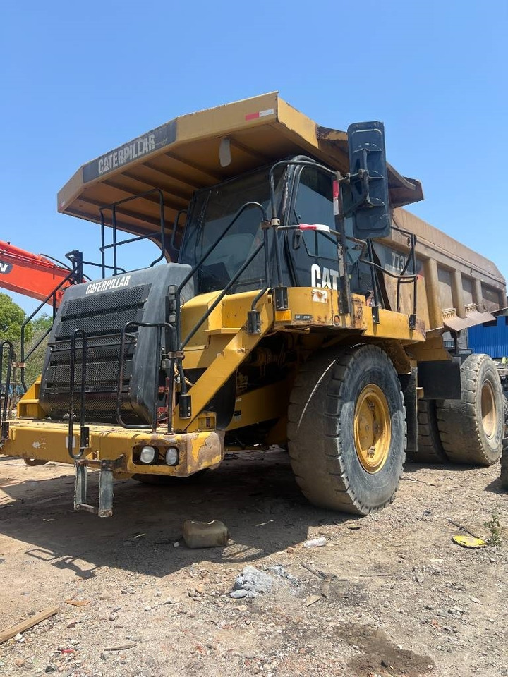 CAT 773 F - Xe ben cứng/ Xe chở đá: hình 2 CAT 773 F - Xe ben cứng/ Xe chở đá: hình 2