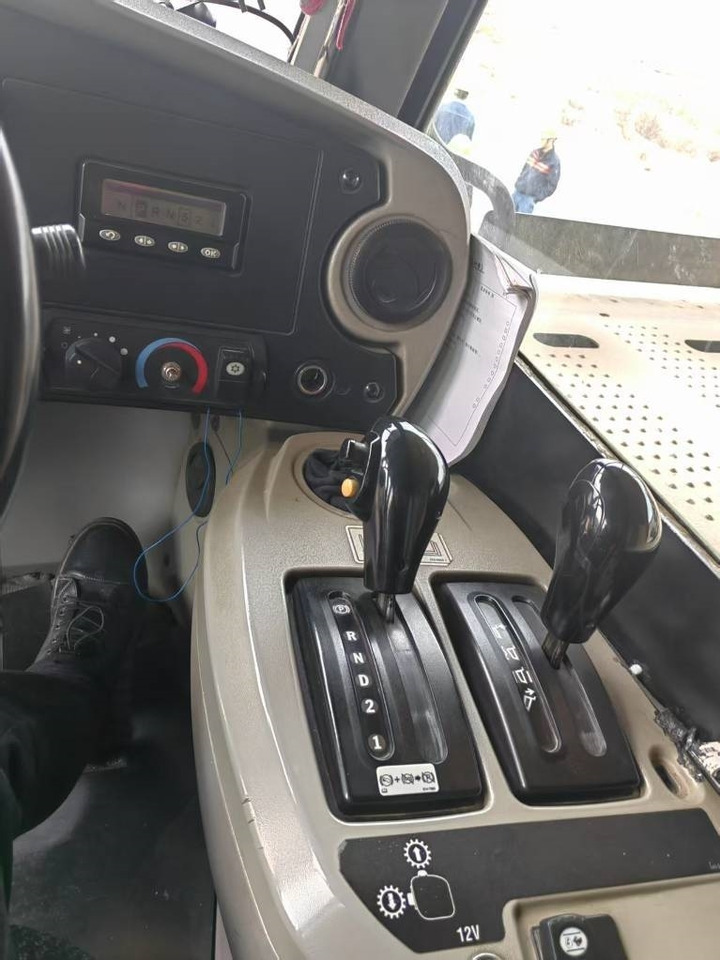 CAT 773 F - Máy xúc bánh xích: hình 5 CAT 773 F - Máy xúc bánh xích: hình 5