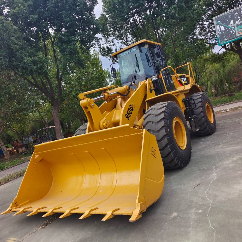 CAT 950GC - Máy xúc lật bánh lốp: hình 2 CAT 950GC - Máy xúc lật bánh lốp: hình 2