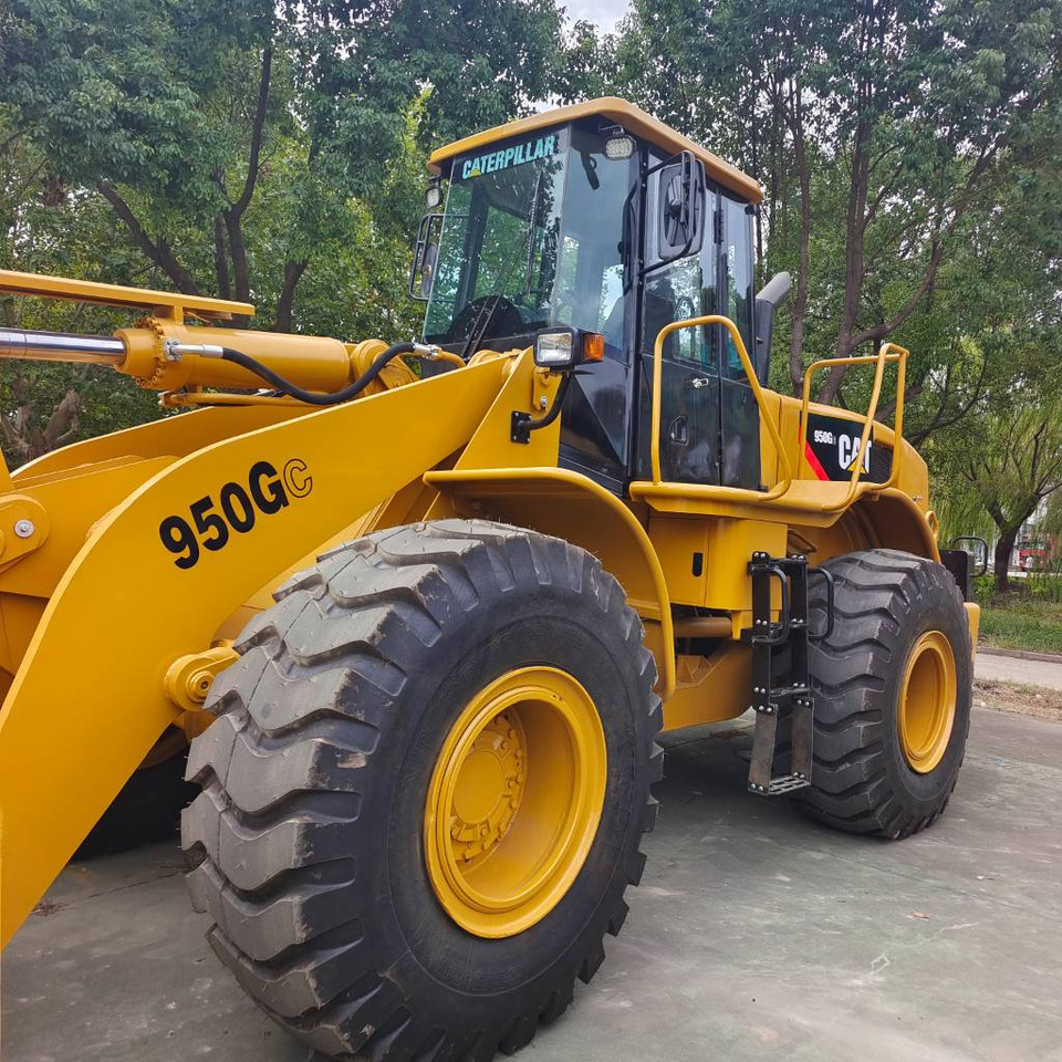 CAT 950GC - Máy xúc lật bánh lốp: hình 1 CAT 950GC - Máy xúc lật bánh lốp: hình 1