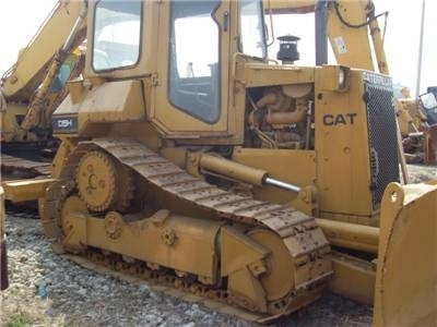 CAT D 5 H - Máy ủi: hình 3 CAT D 5 H - Máy ủi: hình 3