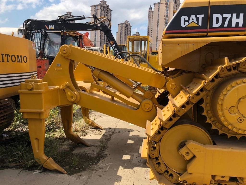 CAT D 7 H - Máy ủi: hình 5 CAT D 7 H - Máy ủi: hình 5