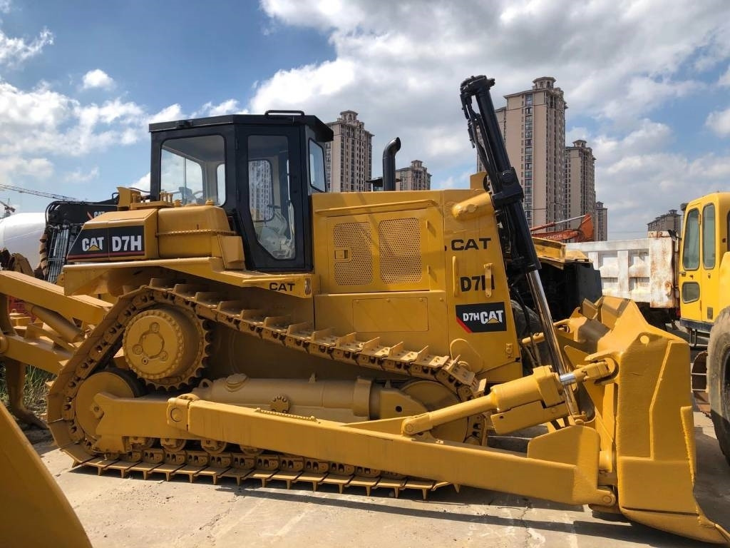 CAT D 7 H - Máy ủi: hình 2 CAT D 7 H - Máy ủi: hình 2