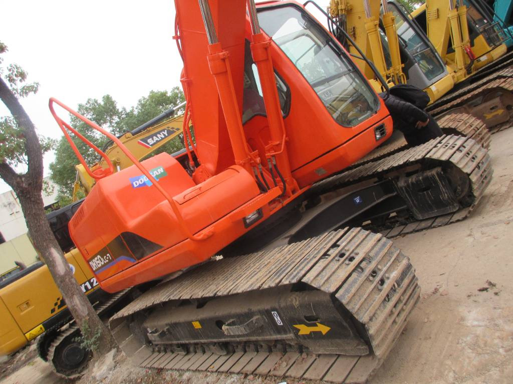 Doosan DH 150 LC-7 - Máy xúc bánh lốp: hình 3 Doosan DH 150 LC-7 - Máy xúc bánh lốp: hình 3