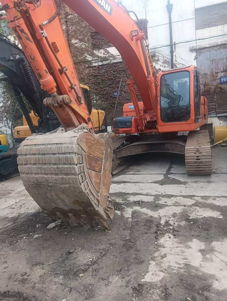 Doosan DX 300 LCA ORIGINAL COLOR - Máy xúc bánh xích: hình 1 Doosan DX 300 LCA ORIGINAL COLOR - Máy xúc bánh xích: hình 1