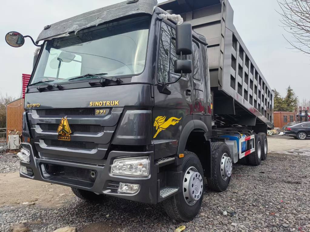 Howo 371 8X4 - Xe ben: hình 2 Howo 371 8X4 - Xe ben: hình 2