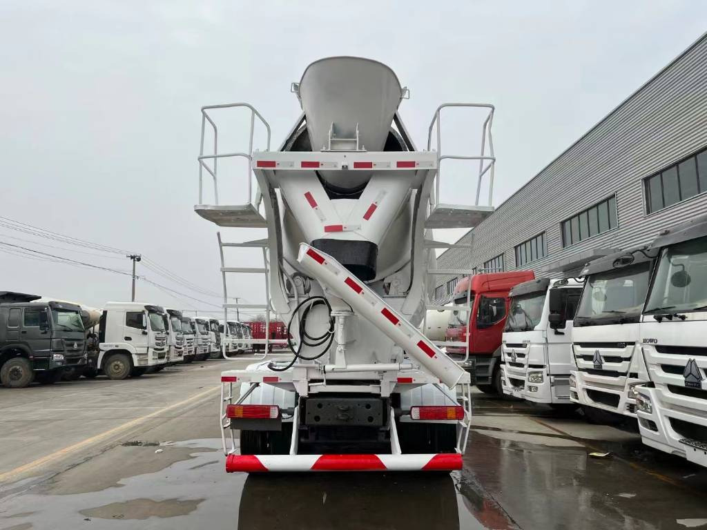Howo 375 - Xe bồn: hình 5 Howo 375 - Xe bồn: hình 5