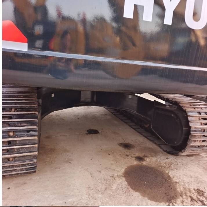 Hyundai 330LC-9T - Máy xúc bánh xích: hình 3 Hyundai 330LC-9T - Máy xúc bánh xích: hình 3