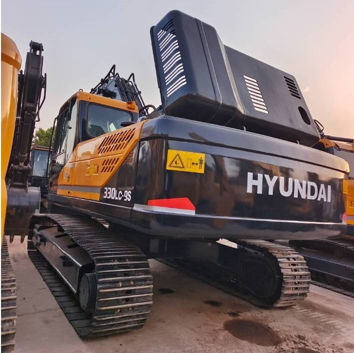 Hyundai 330LC-9T - Máy xúc bánh xích: hình 2 Hyundai 330LC-9T - Máy xúc bánh xích: hình 2