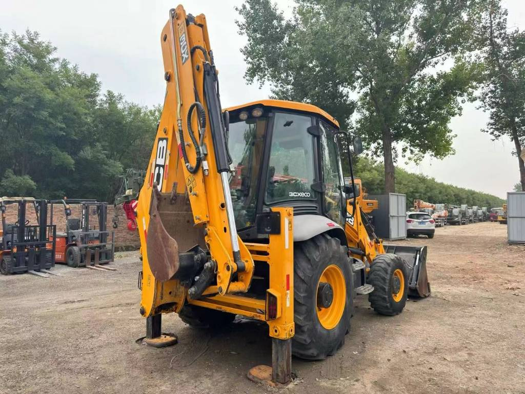 JCB 3 CX - Máy xúc bánh lốp: hình 3 JCB 3 CX - Máy xúc bánh lốp: hình 3