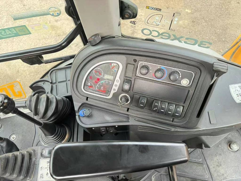 Máy xúc bánh lốp JCB 3 CX: hình 7