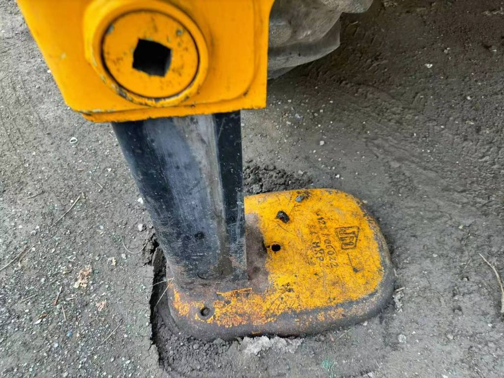 Máy xúc bánh lốp JCB 3 CX: hình 12