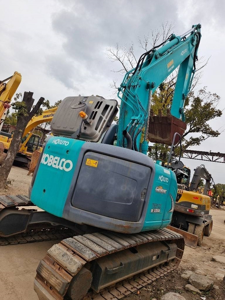 Kobelco SK 125 - Máy xúc bánh xích: hình 2 Kobelco SK 125 - Máy xúc bánh xích: hình 2