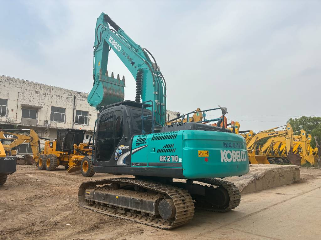 Máy xúc bánh xích Kobelco SK 210: hình 6