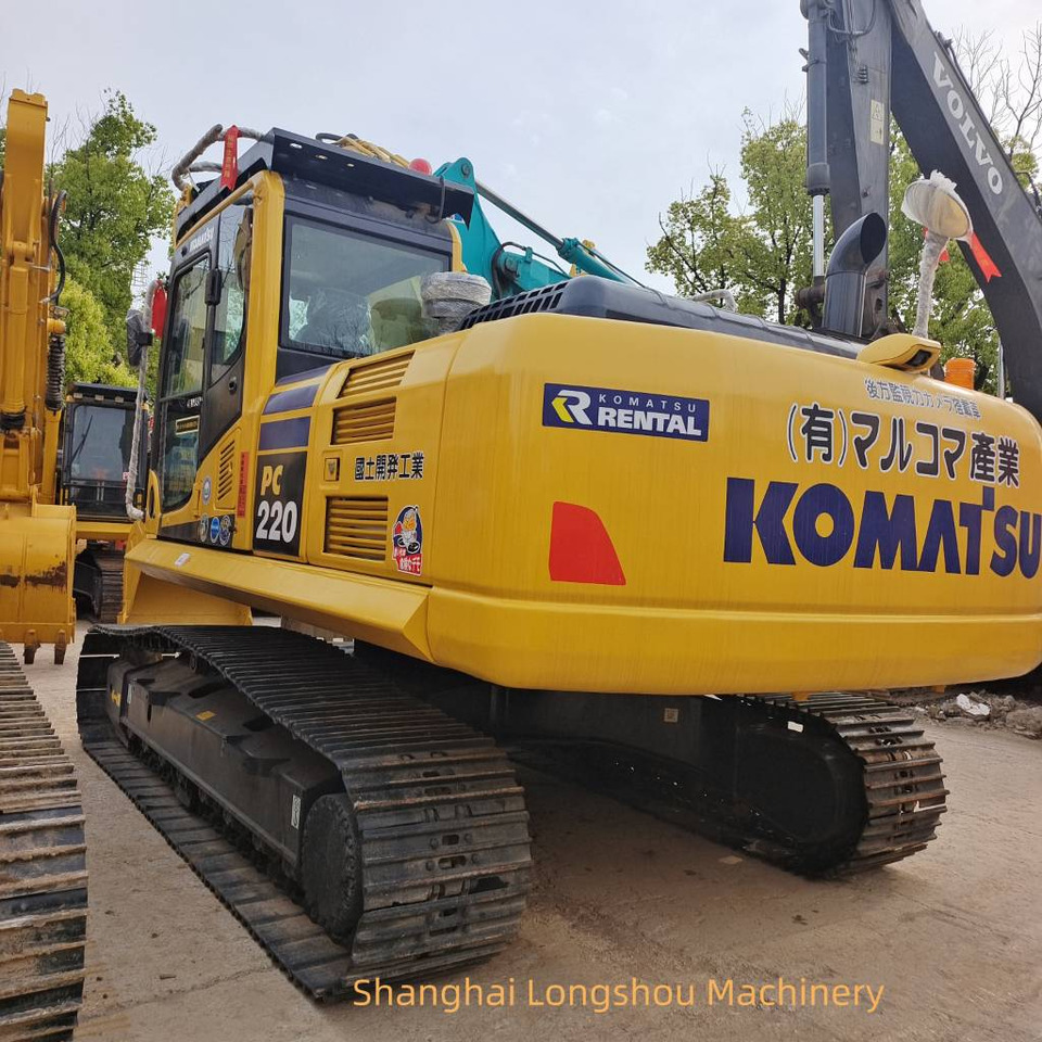 Komatsu PC 220-8 - Máy xúc bánh xích: hình 4 Komatsu PC 220-8 - Máy xúc bánh xích: hình 4