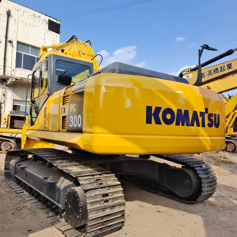 Komatsu PC 300 - Máy xúc bánh xích: hình 5 Komatsu PC 300 - Máy xúc bánh xích: hình 5