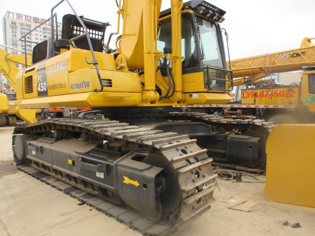 Komatsu PC 450 - Máy xúc bánh xích: hình 1 Komatsu PC 450 - Máy xúc bánh xích: hình 1