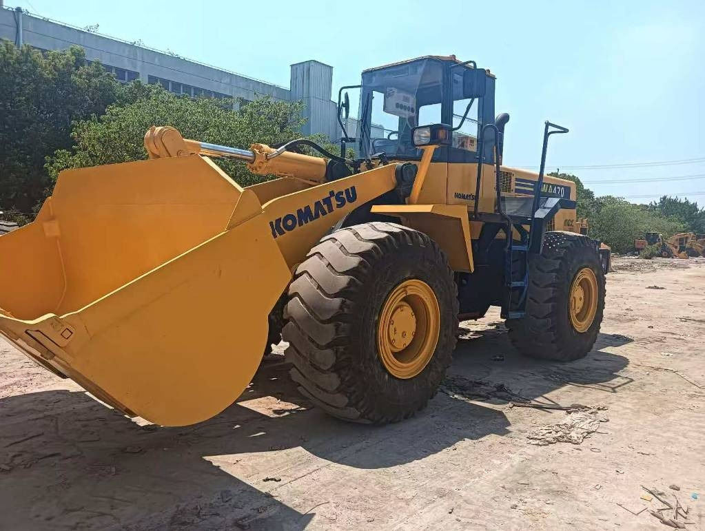 Komatsu WA 470-3 - Máy xúc lật bánh lốp: hình 1 Komatsu WA 470-3 - Máy xúc lật bánh lốp: hình 1