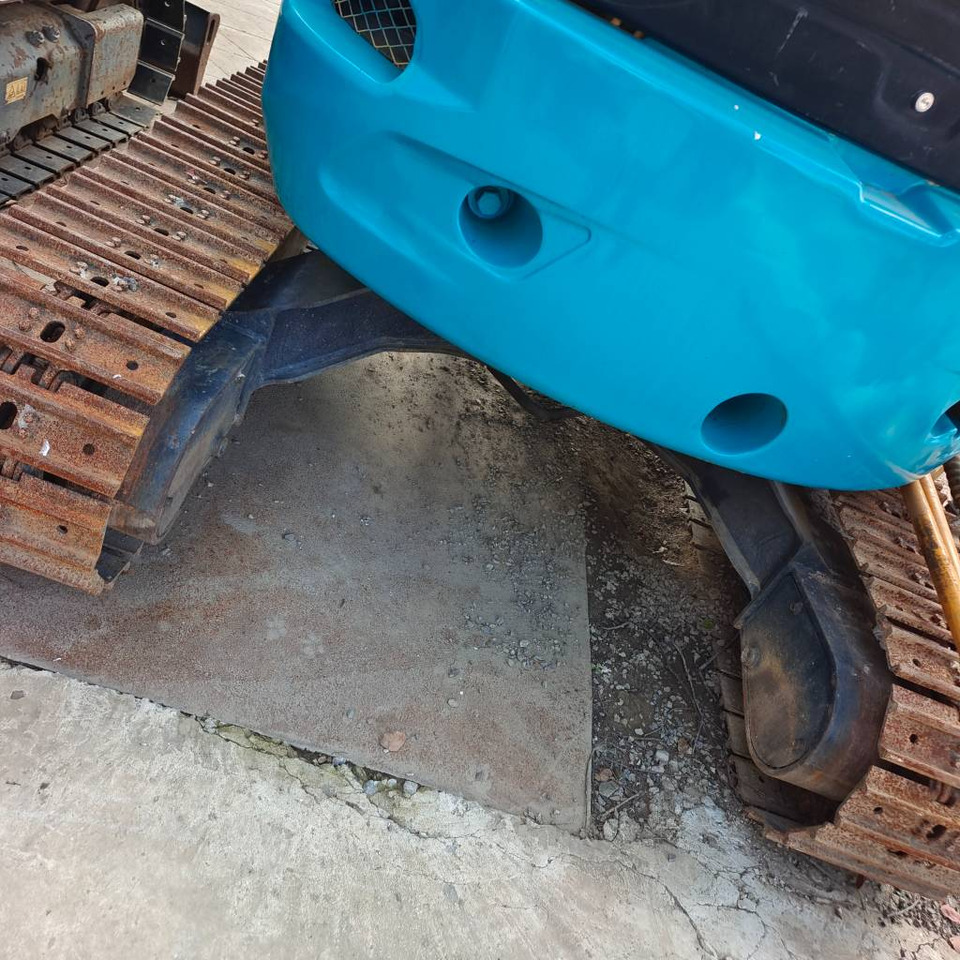 Kubota U30 - Máy xúc mini: hình 3 Kubota U30 - Máy xúc mini: hình 3