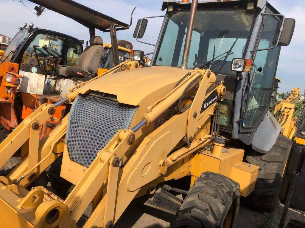 LiuGong 777A - Máy xúc lật bánh lốp: hình 4 LiuGong 777A - Máy xúc lật bánh lốp: hình 4