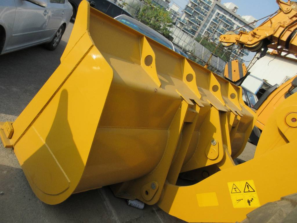 SDLG LG956L - Máy xúc lật bánh lốp: hình 4 SDLG LG956L - Máy xúc lật bánh lốp: hình 4